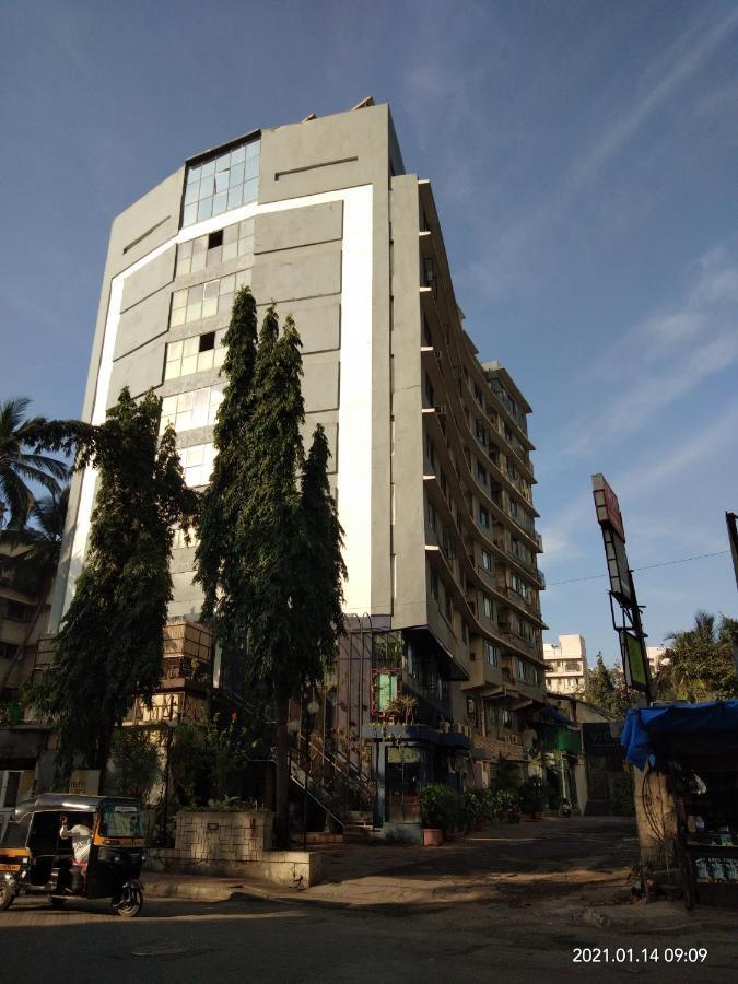 Kings International Juhu Hotel Мумбай Екстериор снимка